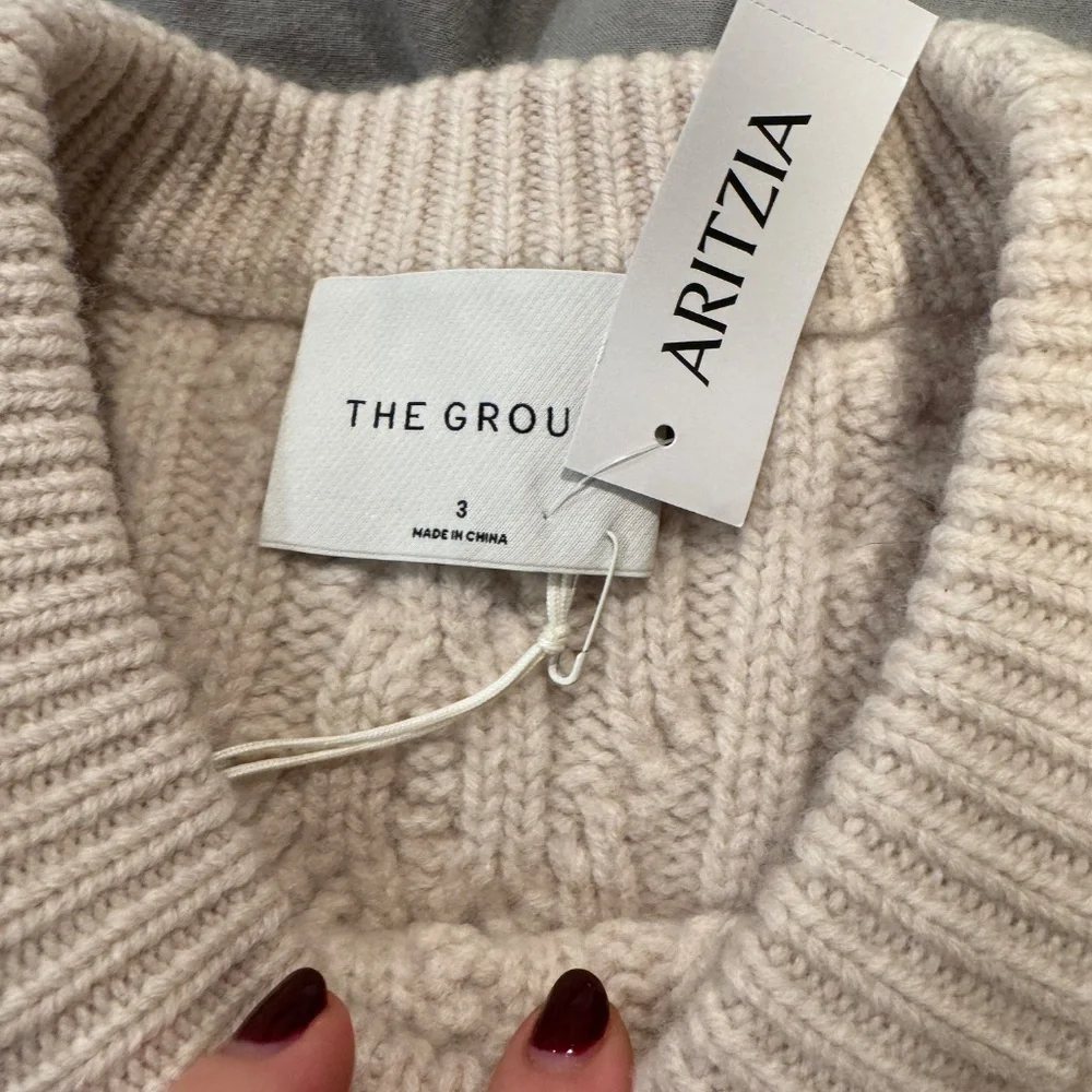 Aritzia Cream Cable Knit Sweater - Picture 3 of 6